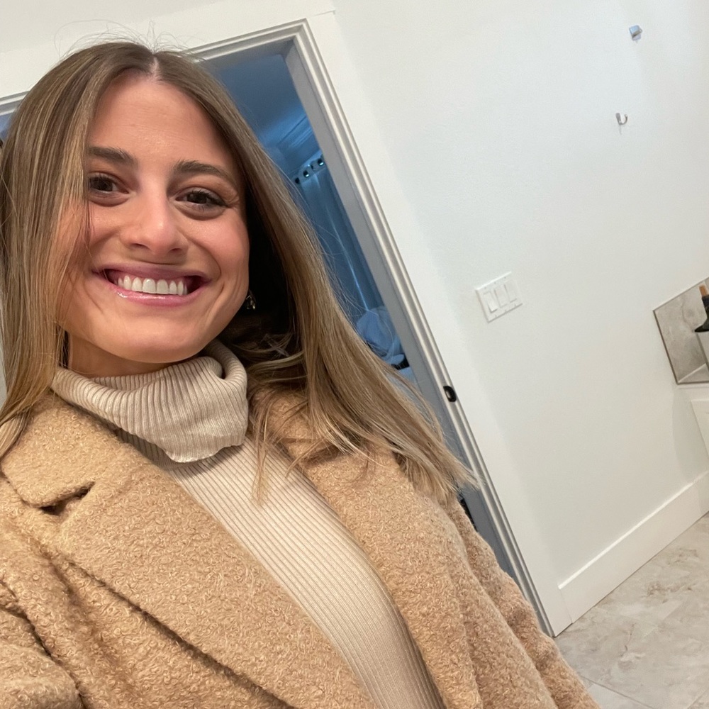 Meet your Posher, Alli